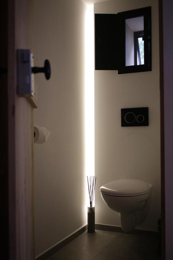 The Suite Escape Suite Wood Sint-Lievens-Houtem Eksteriør billede